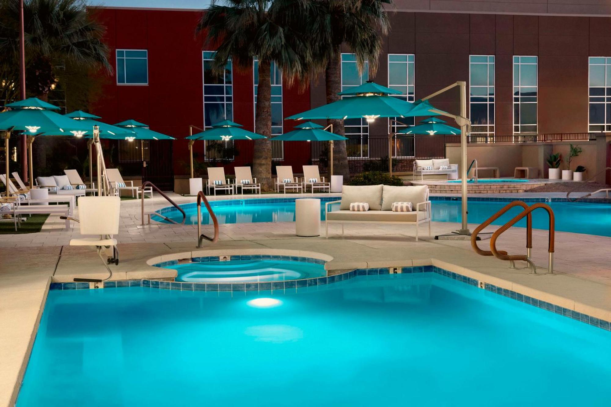 Doubletree By Hilton Phoenix-Gilbert Esterno foto